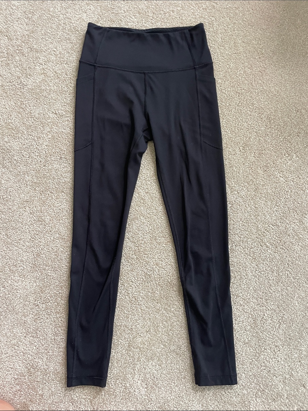 Victoria’s Secret pocket leggings, black, XS